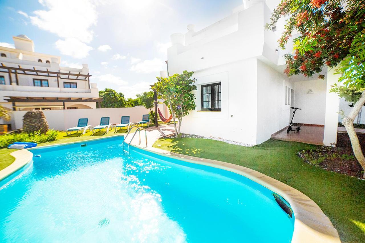 Villa El Roque Corralejo Exterior photo